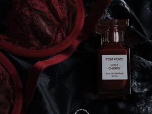 dark feminine fragrances